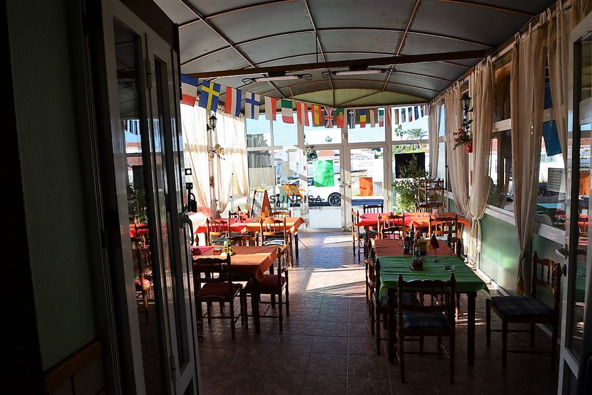 Reventa - Local comercial - Torrevieja