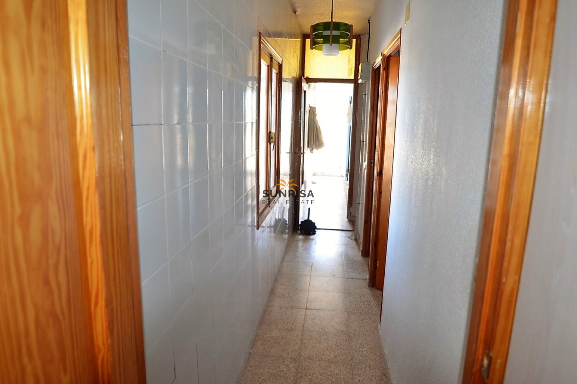 Reventa - Local comercial - Torrevieja