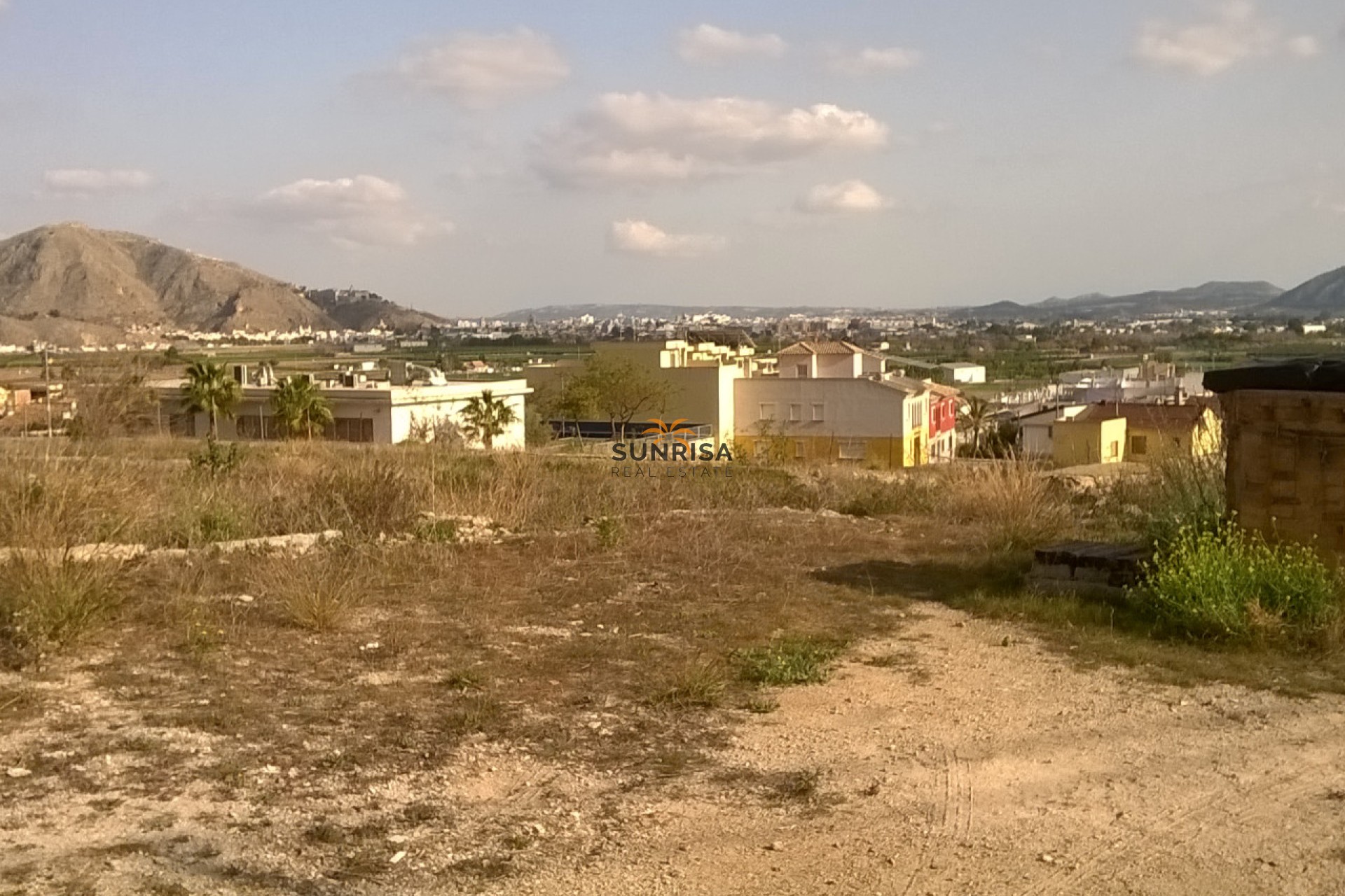 Reventa - Casa de campo - Orihuela