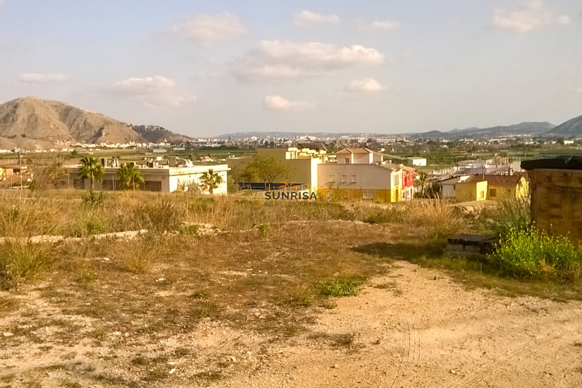 Reventa - Casa de campo - Orihuela
