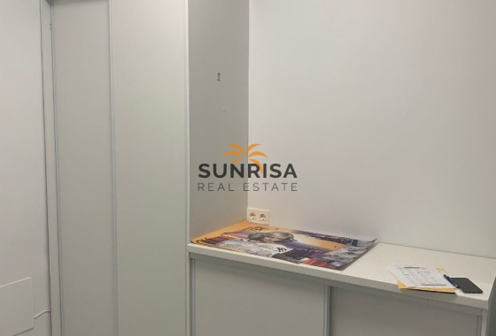 Locaux commerciaux · Revente - Orihuela Costa · La Zenia · Alicante · Espagne