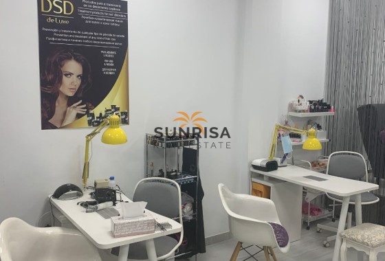 Locaux commerciaux · Revente - Orihuela Costa · La Zenia · Alicante · Espagne