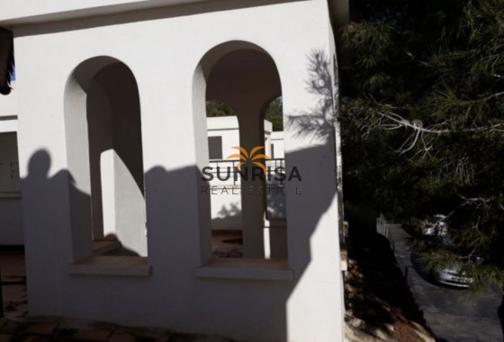 Local comercial · Reventa - Pilar de la Horadada · Pinar de Campoverde · Alicante · España