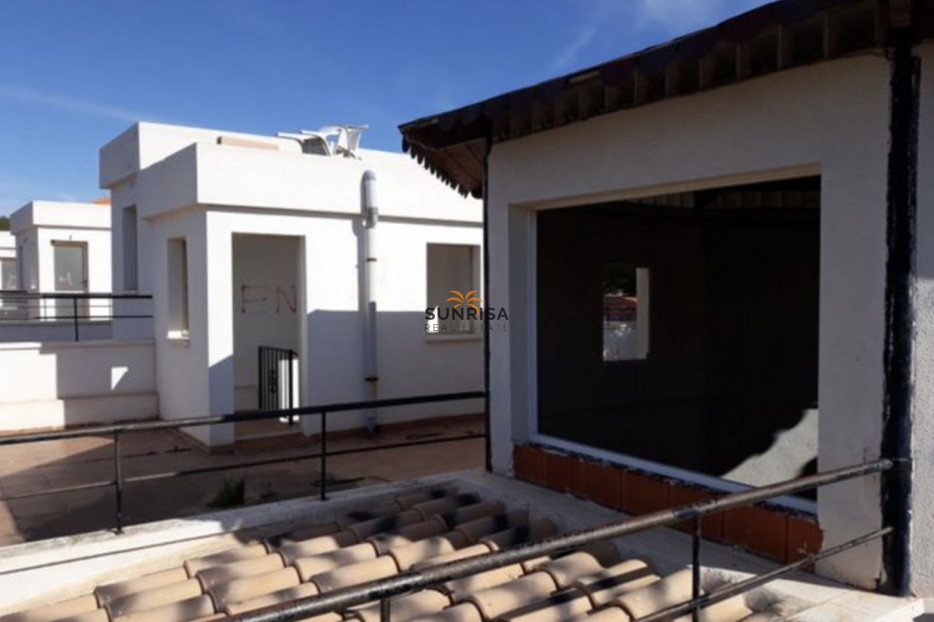 Reventa - Local comercial - Pilar de la Horadada