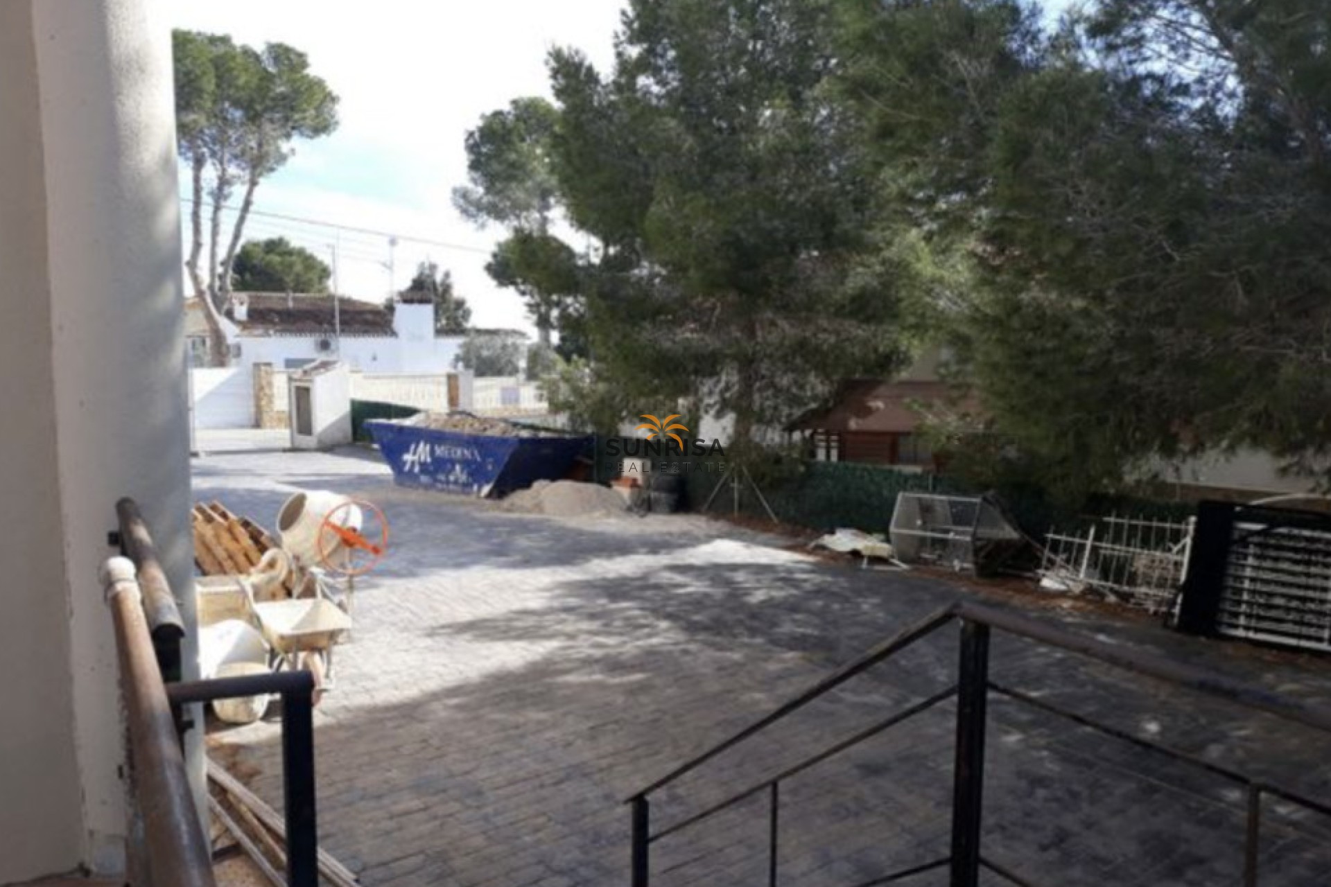Reventa - Local comercial - Pilar de la Horadada