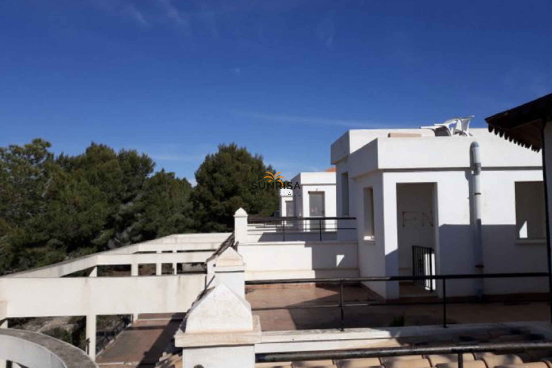 Reventa - Local comercial - Pilar de la Horadada
