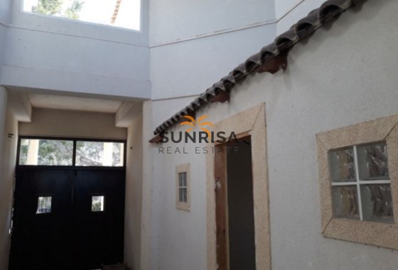 Local comercial · Reventa - Pilar de la Horadada · Pinar de Campoverde · Alicante · España