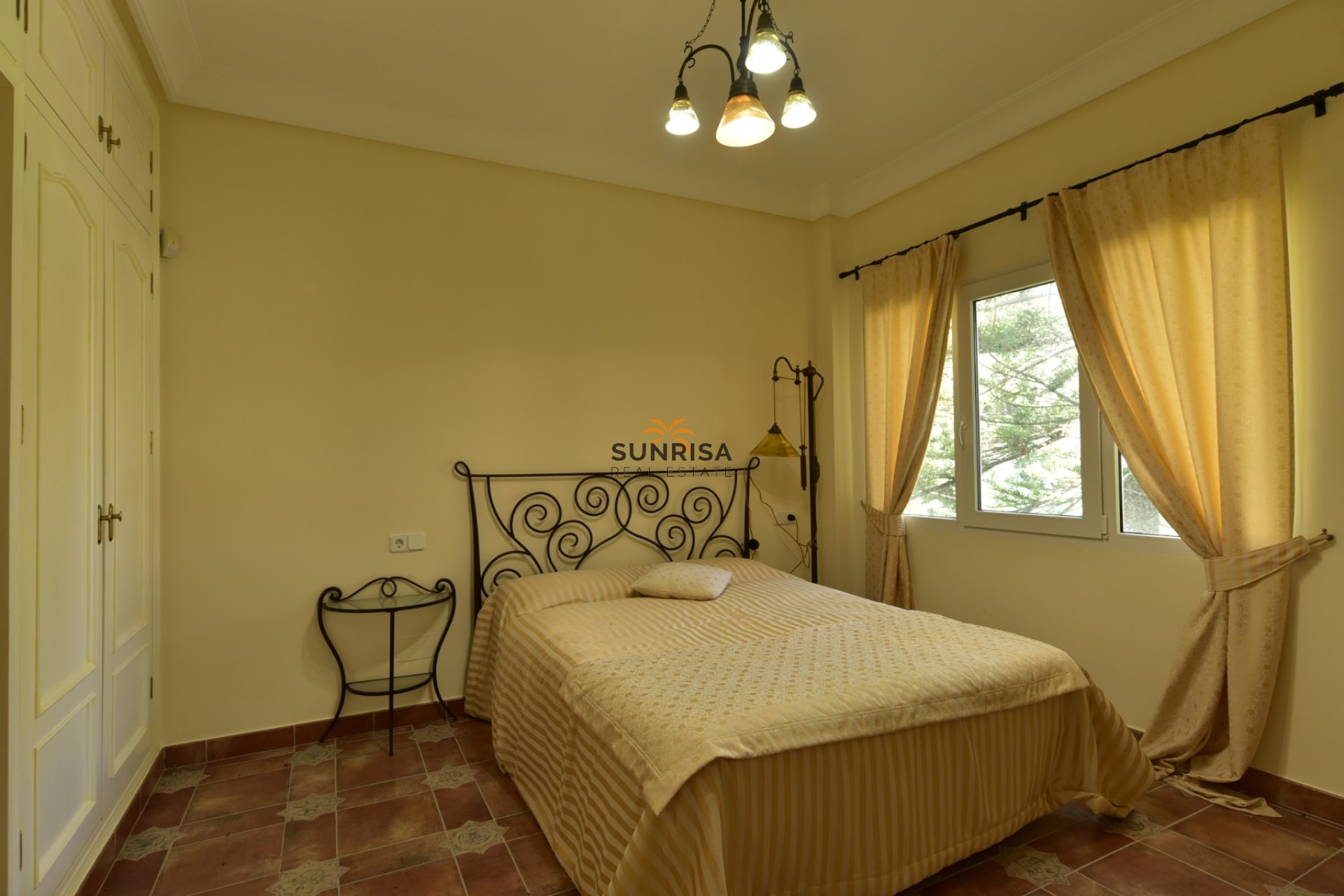 Revente - Villa - Orihuela Costa
