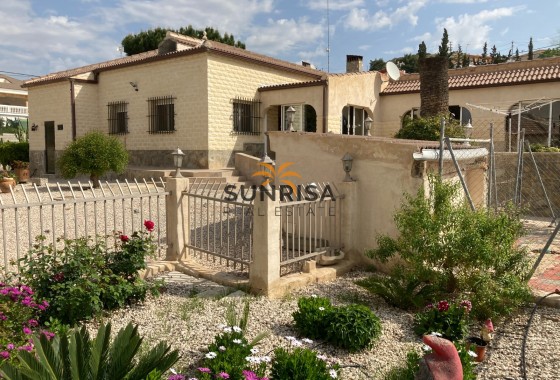 Villa · Reventa - Elche · Alicante · España