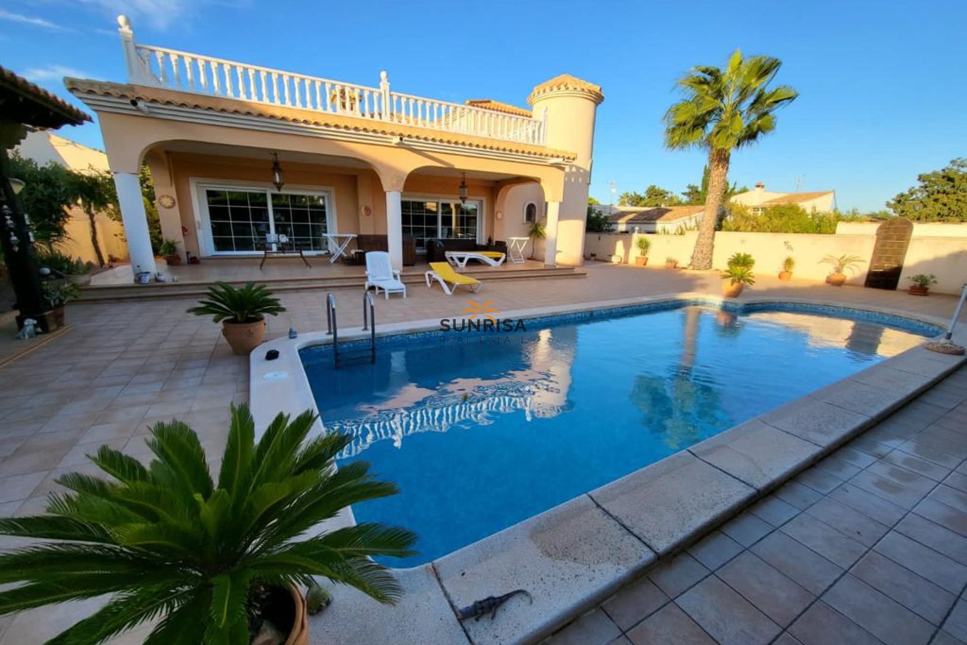 Herverkoop - Villa - Orihuela Costa