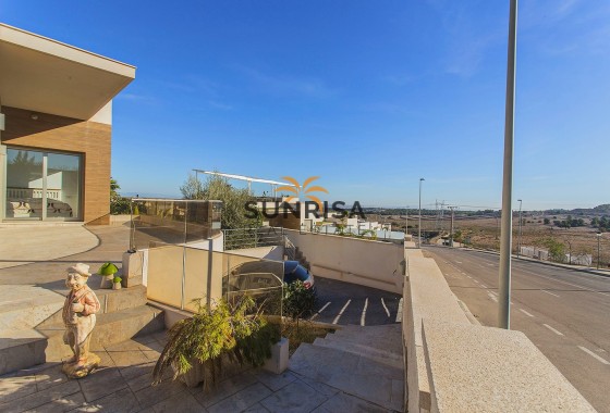 Villa · Herverkoop - San Miguel de Salinas · Alicante · Spanje