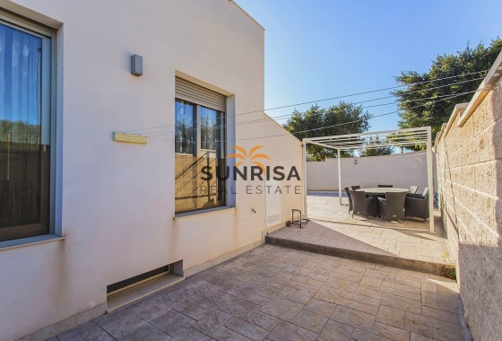 Villa · Herverkoop - San Miguel de Salinas · Alicante · Spanje
