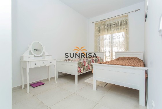 Villa · Herverkoop - San Miguel de Salinas · Alicante · Spanje