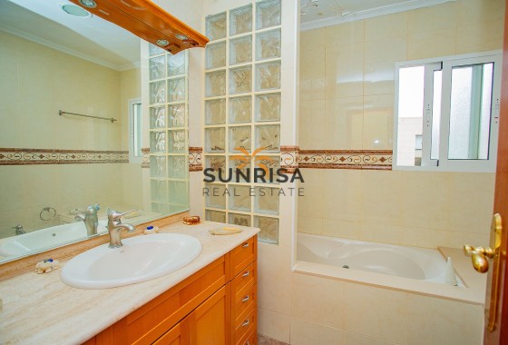 Appartement · Revente - Torrevieja · Centro · Alicante · Espagne