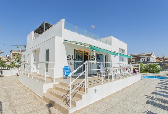 Villa · Revente - Torrevieja · PLAYA DE LA MATA · Alicante · Espagne