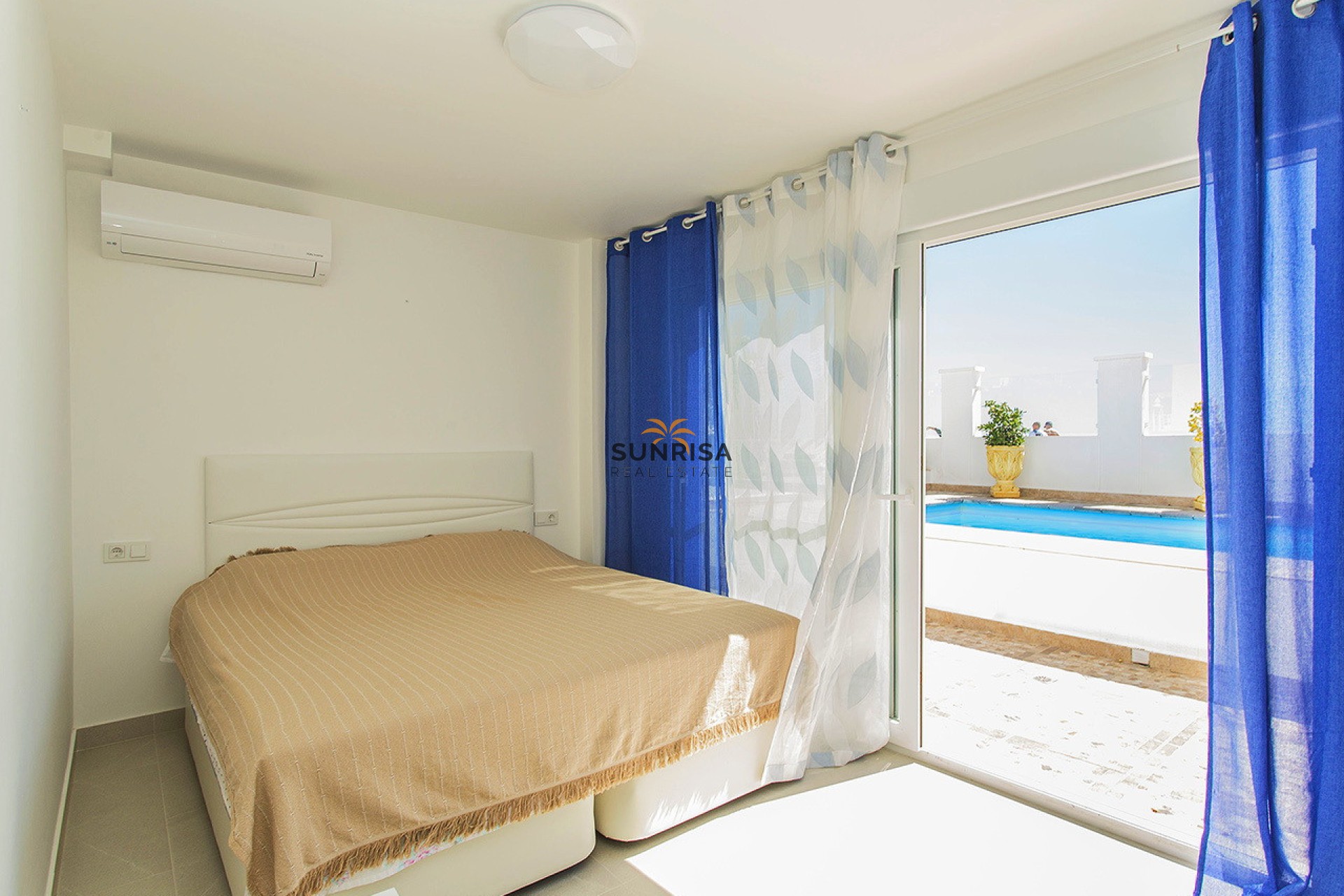 Reventa - Villa - Torrevieja