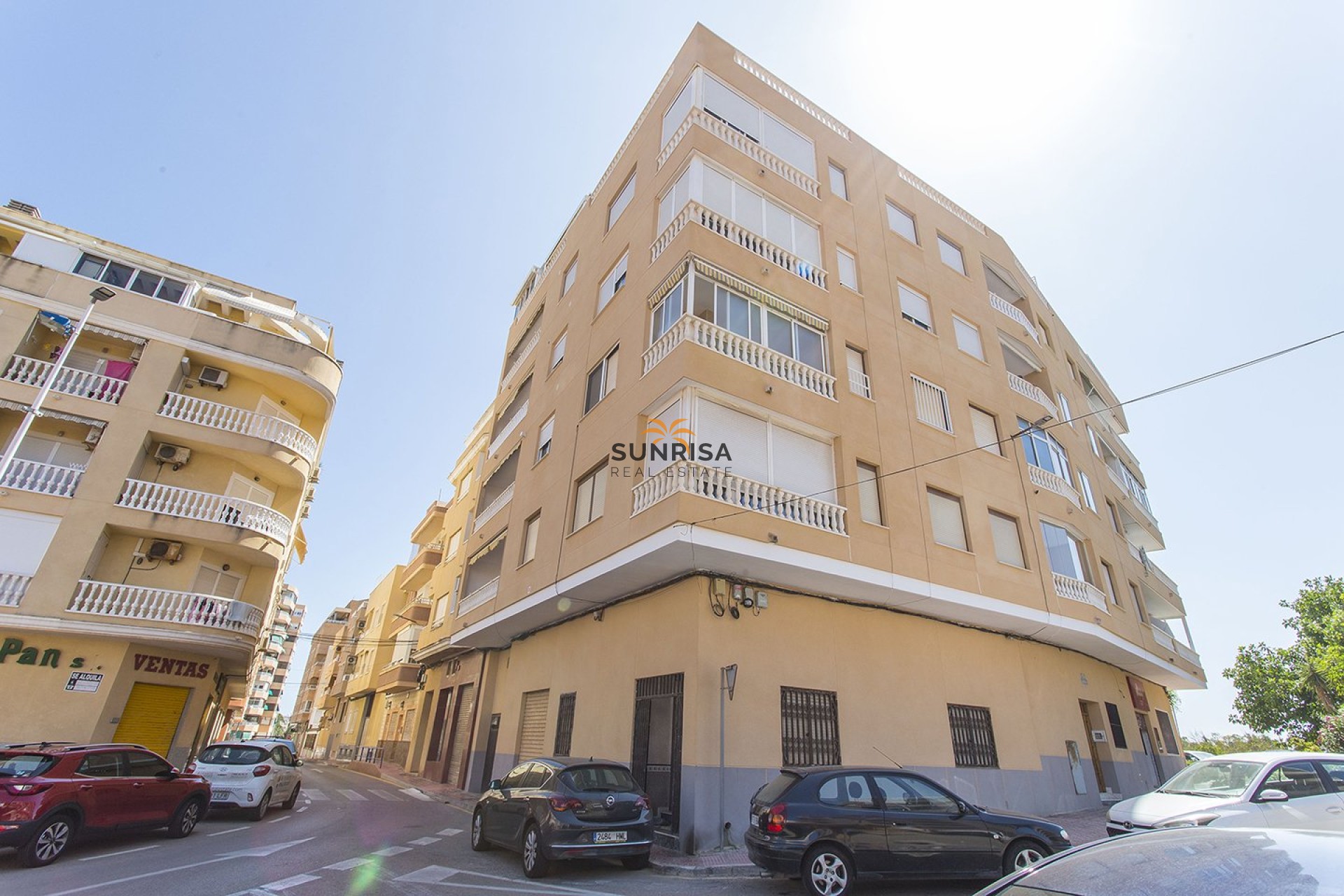 Resale - Commercial premises - La Mata