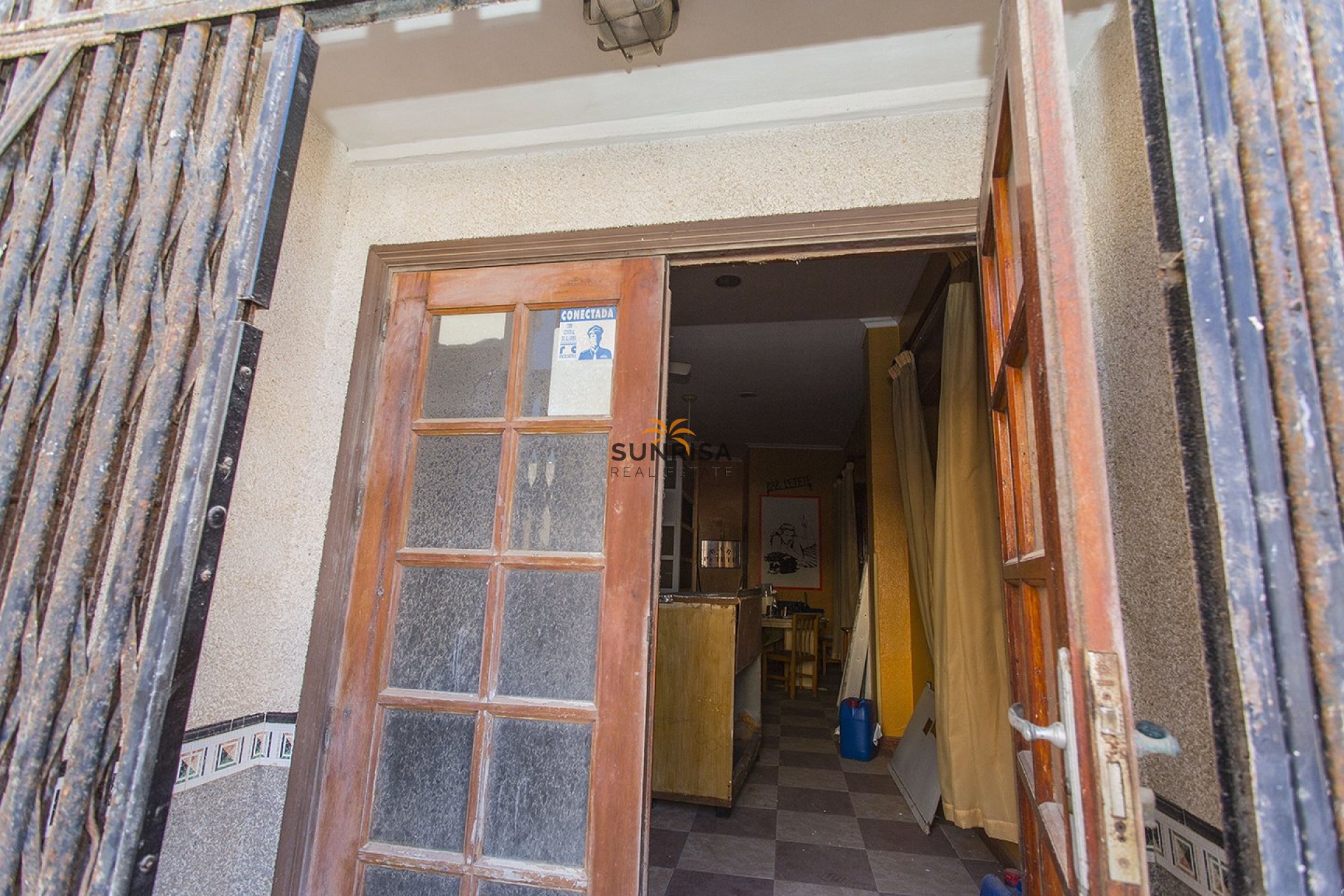 Resale - Commercial premises - La Mata