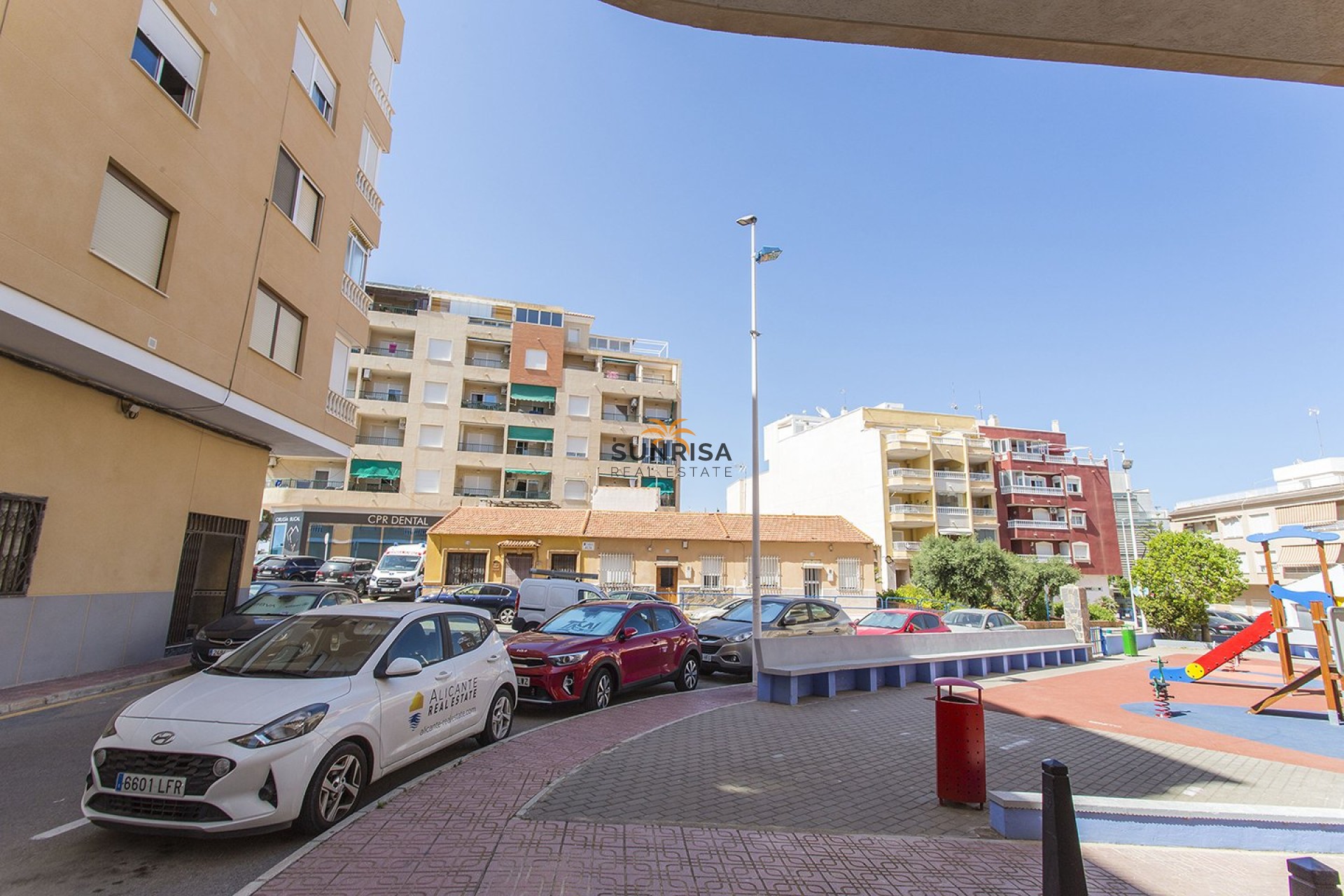 Resale - Commercial premises - La Mata