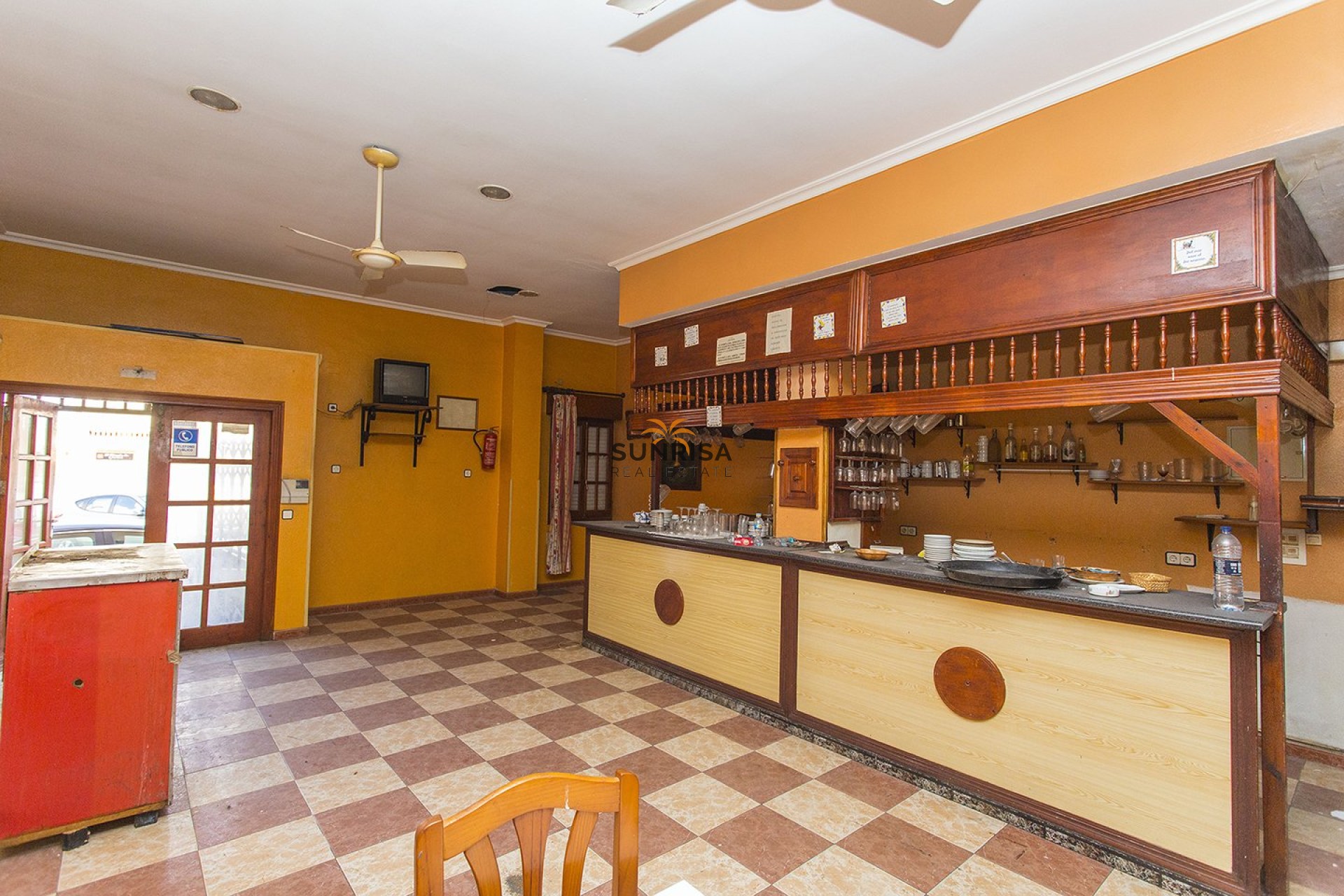 Resale - Commercial premises - La Mata