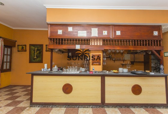 Locaux commerciaux · Revente - La Mata · Alicante · Espagne