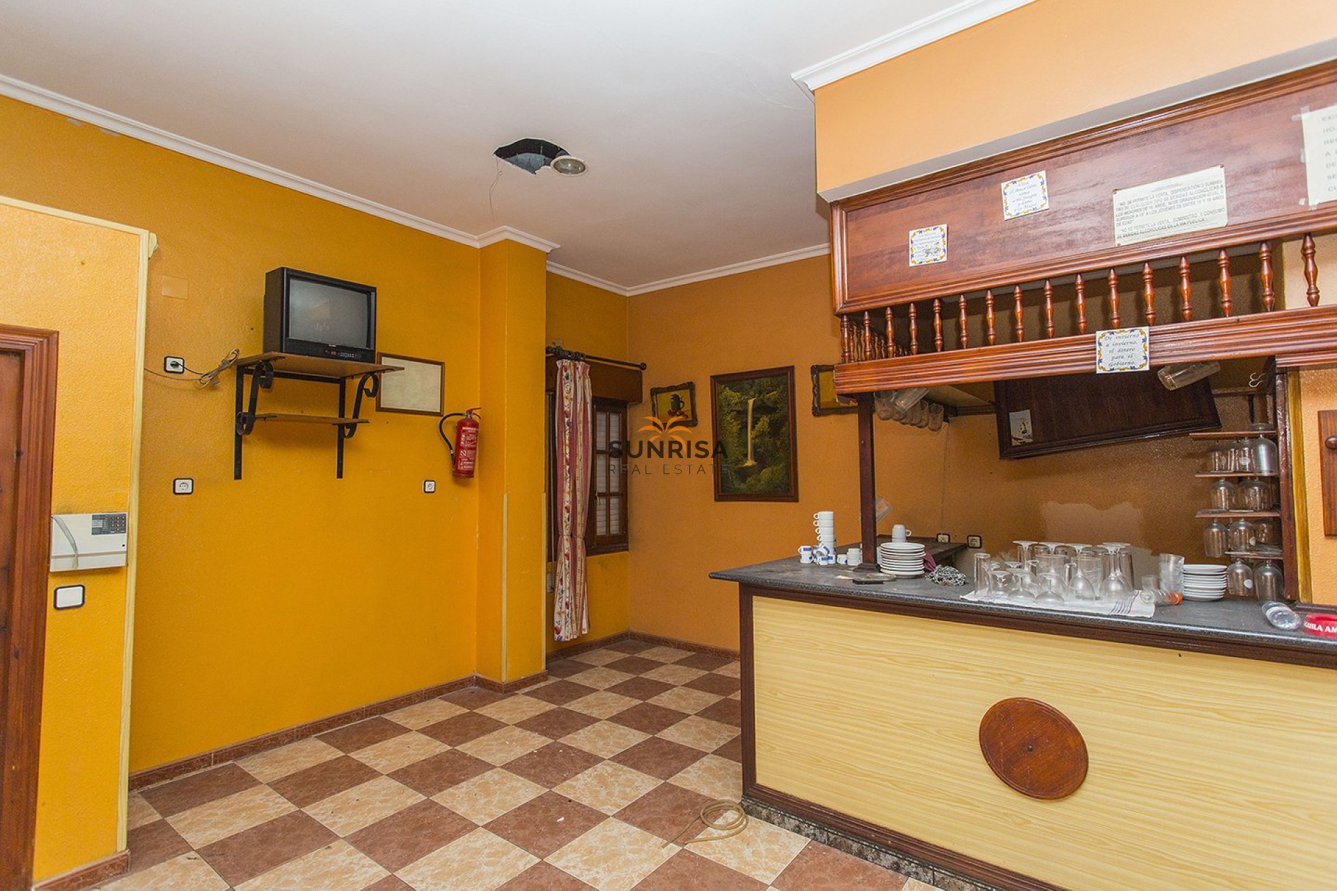 Resale - Commercial premises - La Mata
