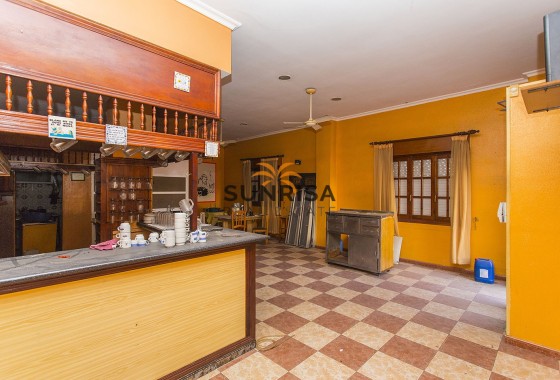 Locaux commerciaux · Revente - La Mata · Alicante · Espagne