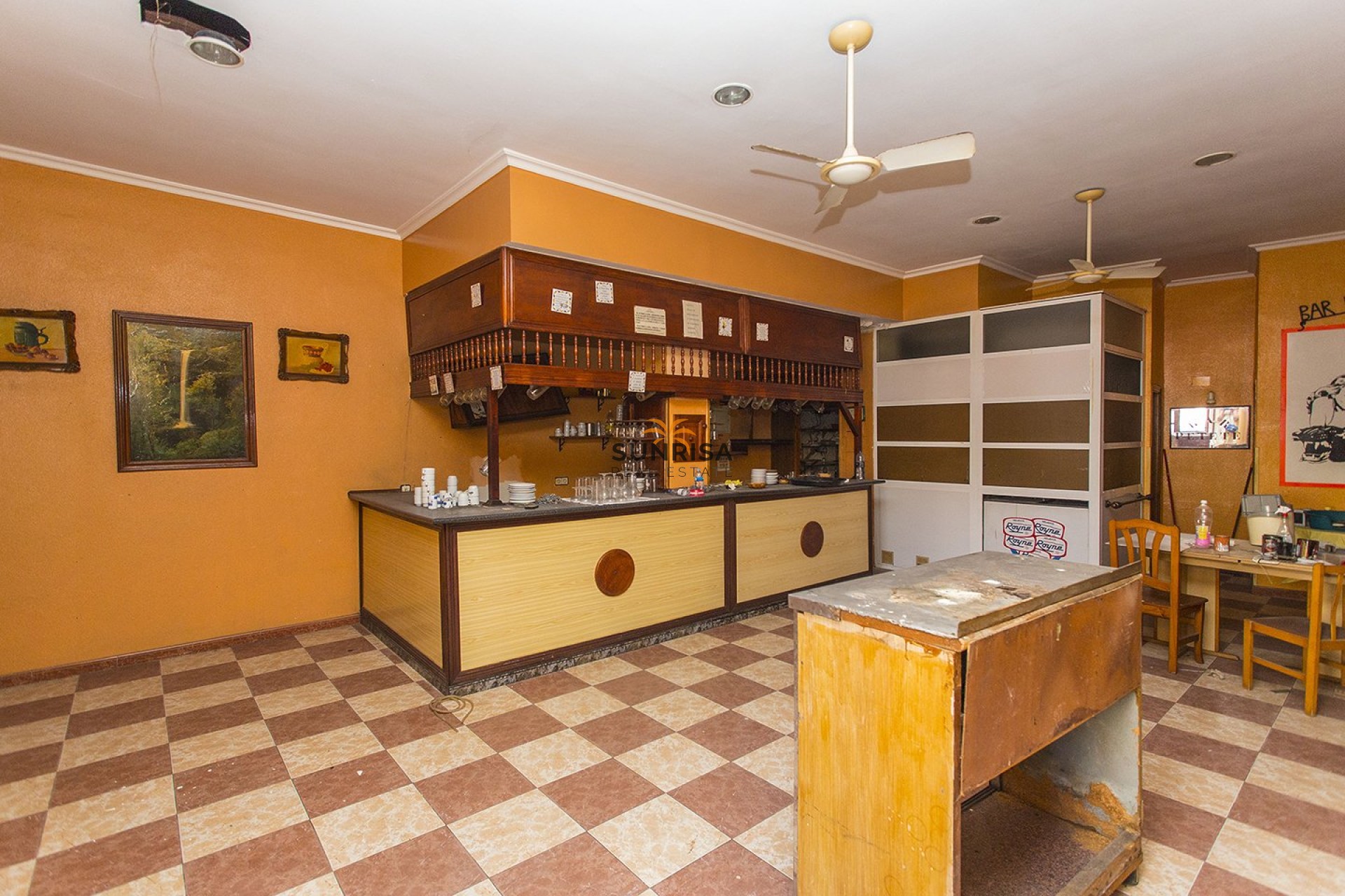 Resale - Commercial premises - La Mata