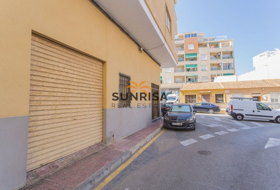 Locaux commerciaux · Revente - La Mata · Alicante · Espagne