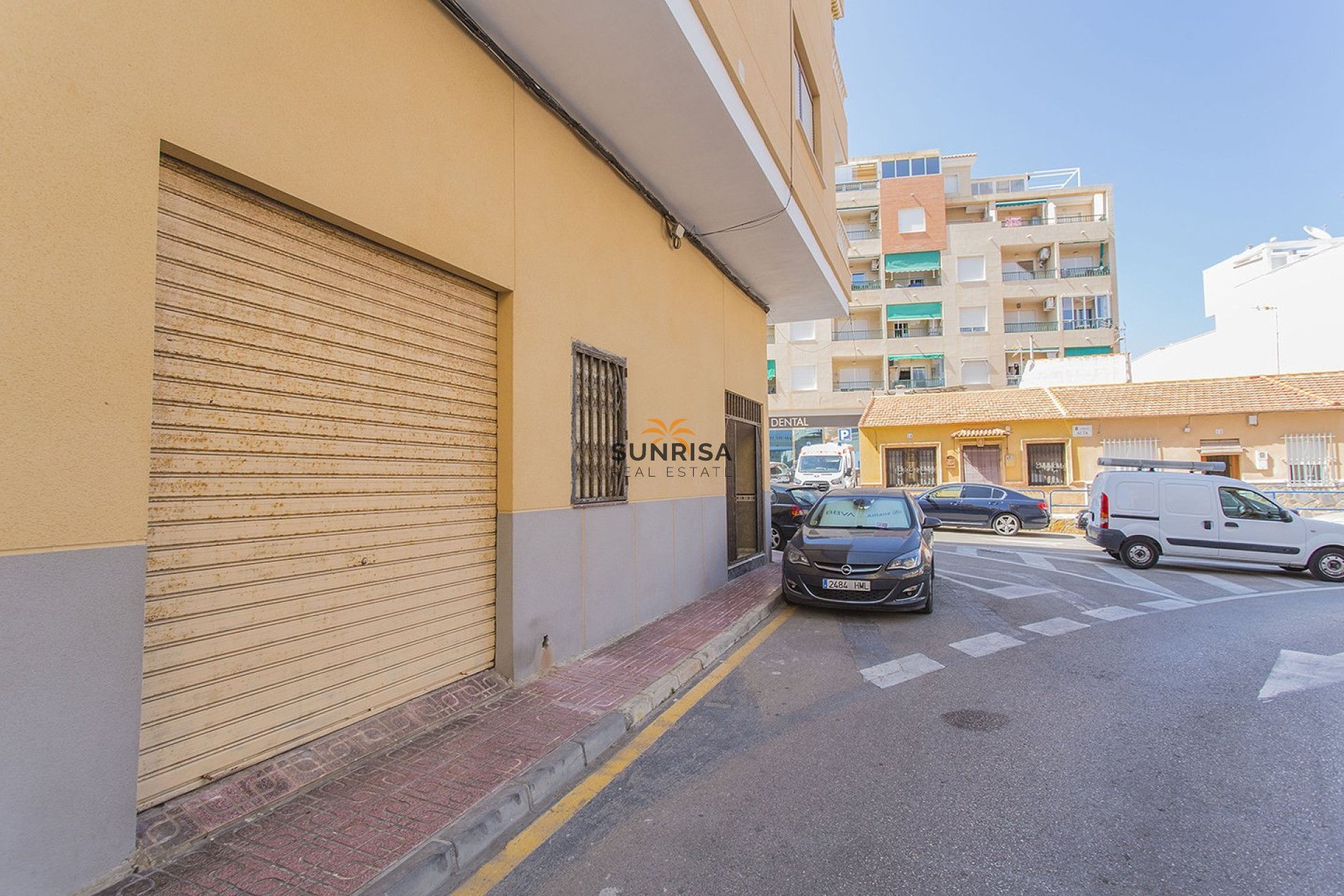 Resale - Commercial premises - La Mata