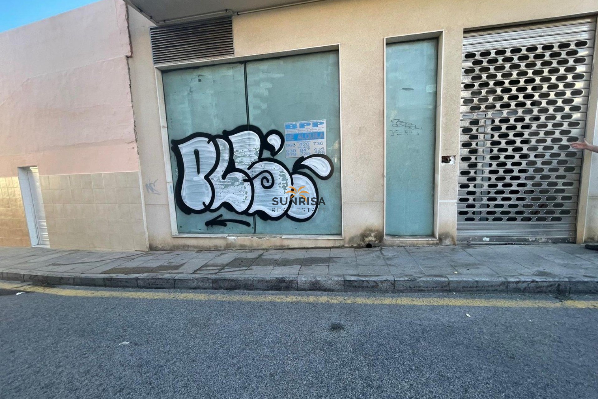 Revente - Locaux commerciaux - Torrevieja