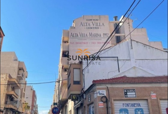 Locaux commerciaux · Revente - Torrevieja · Alicante · Espagne