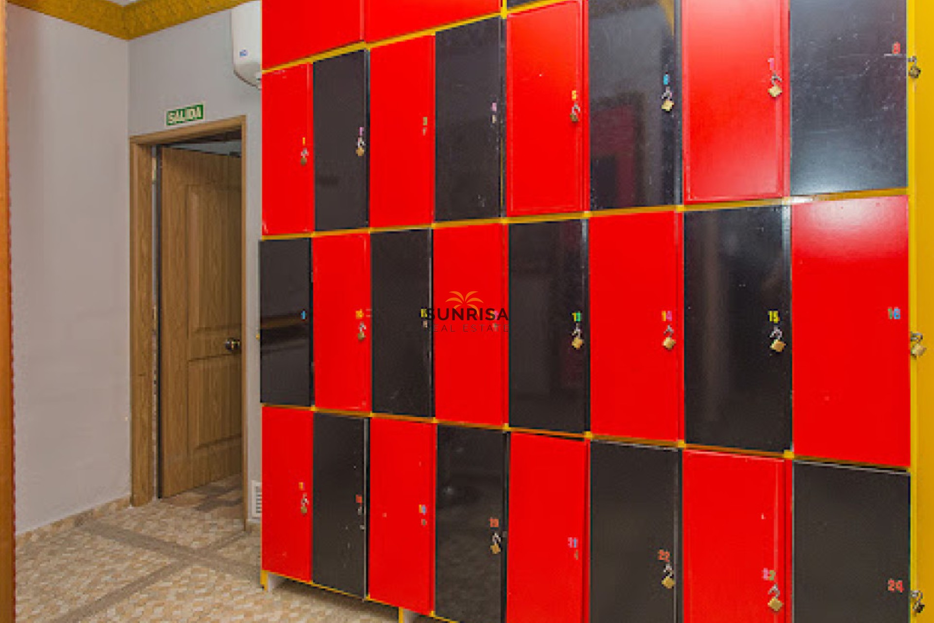 Revente - Locaux commerciaux - Torrevieja