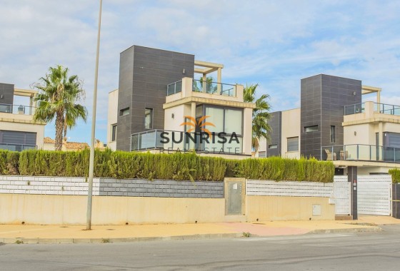 Villa · Revente - Orihuela Costa · Lomas de Cabo Roig · Alicante · Espagne