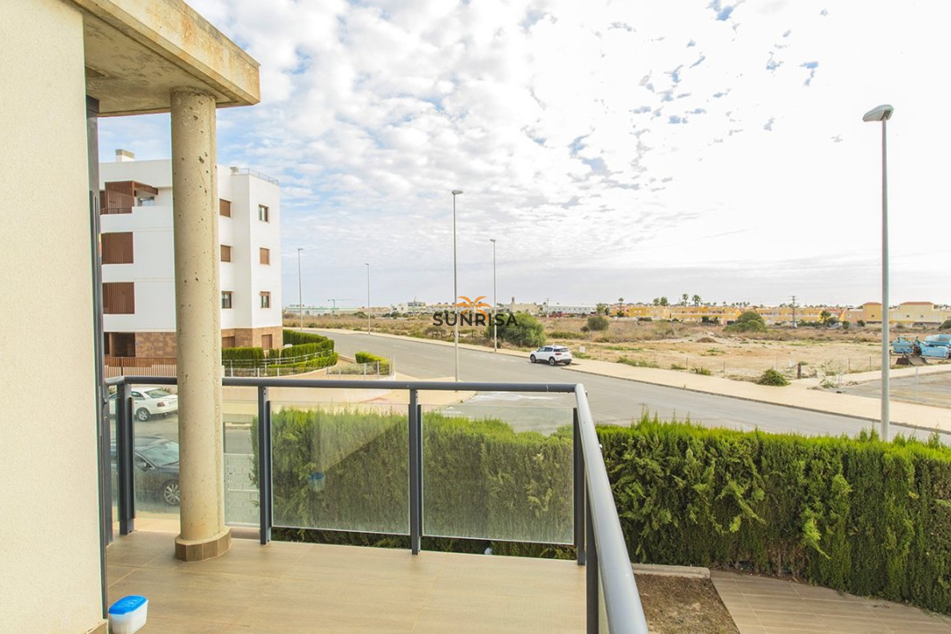 Resale - Villa - Orihuela Costa