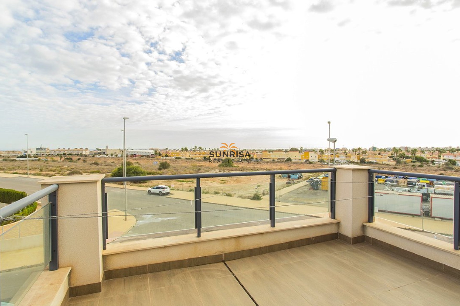 Resale - Villa - Orihuela Costa