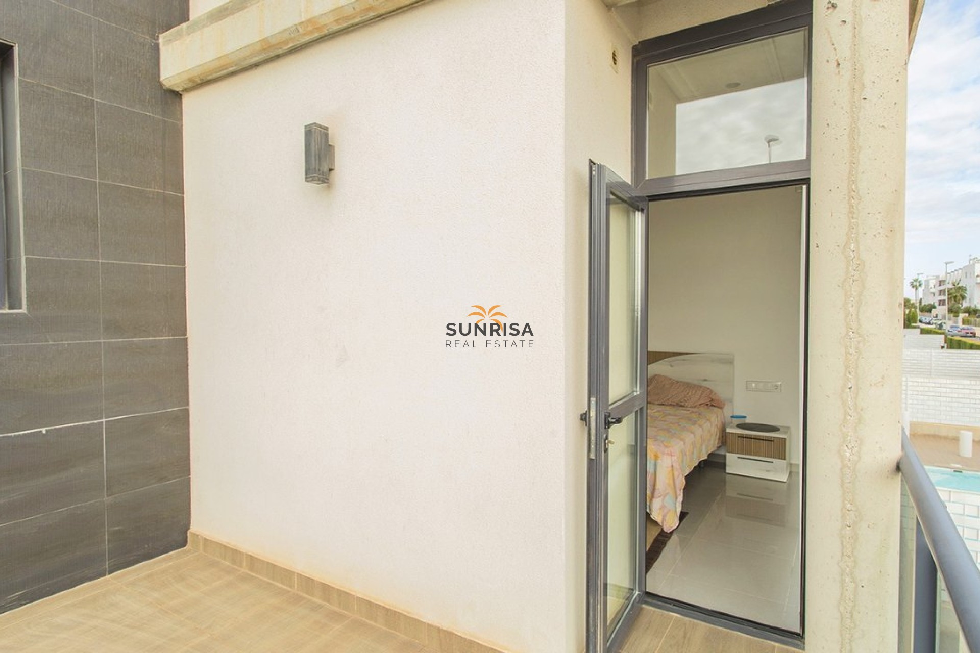 Resale - Villa - Orihuela Costa
