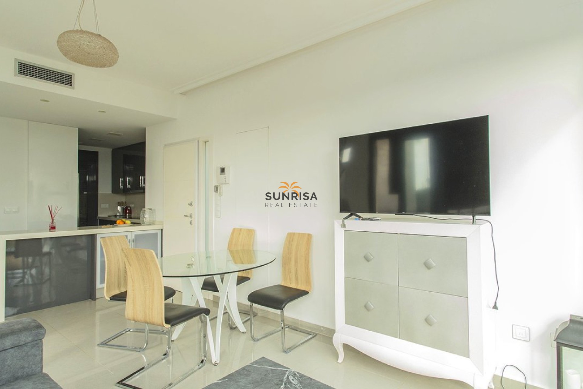 Resale - Villa - Orihuela Costa