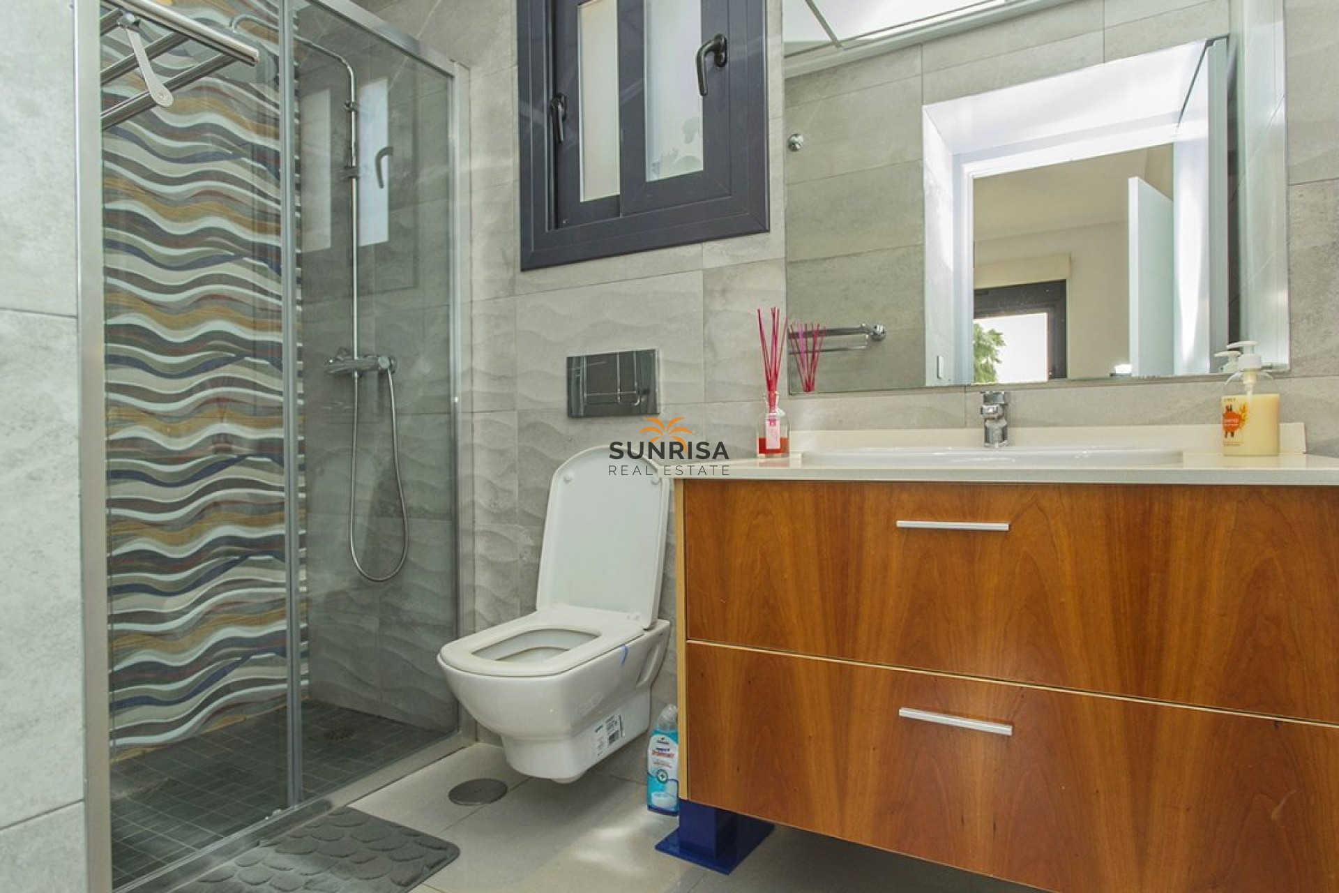 Resale - Villa - Orihuela Costa