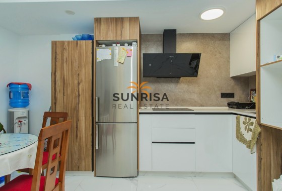 Appartement · Revente - Torrevieja · Centro · Alicante · Espagne