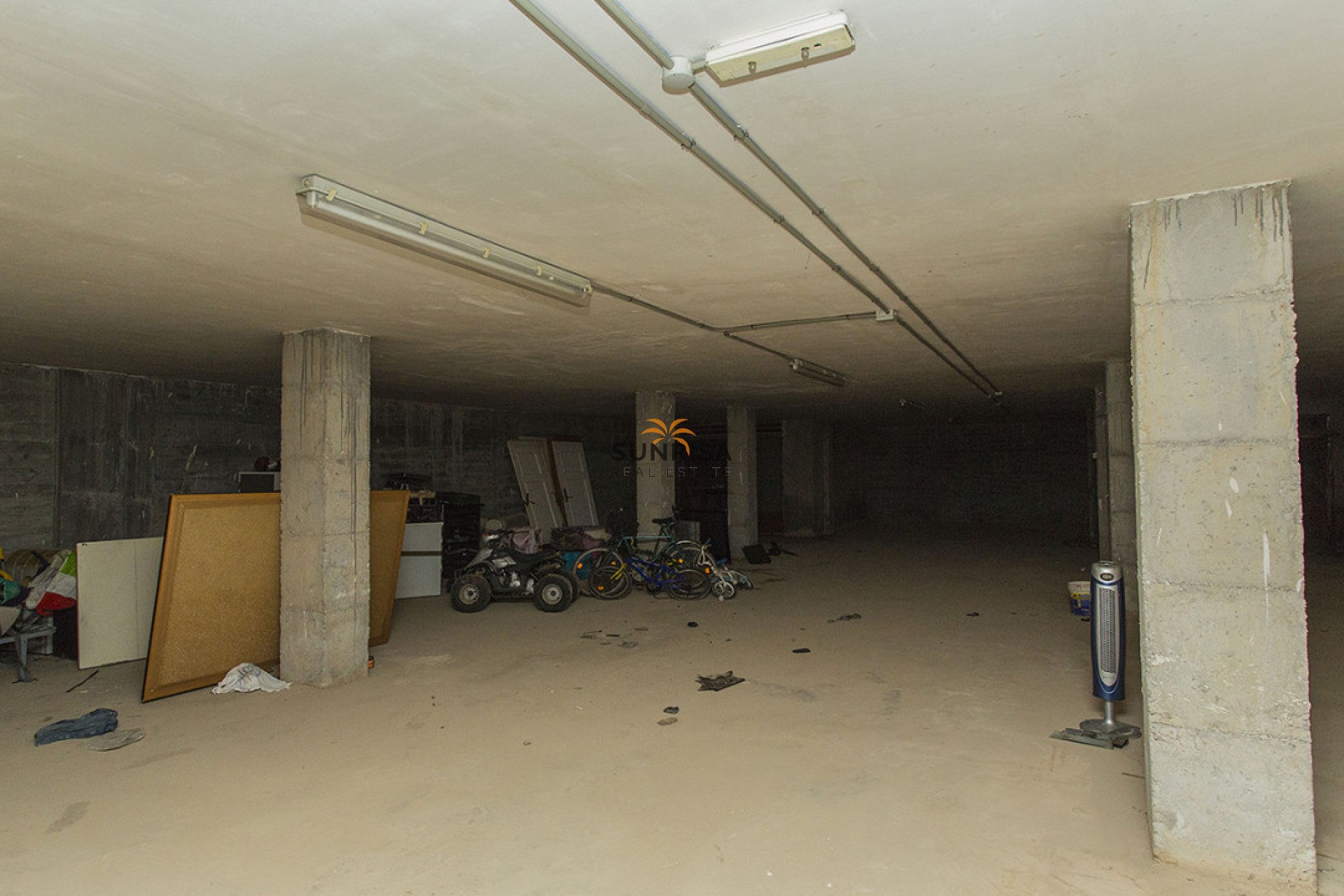 Revente - Locaux commerciaux - Torrevieja