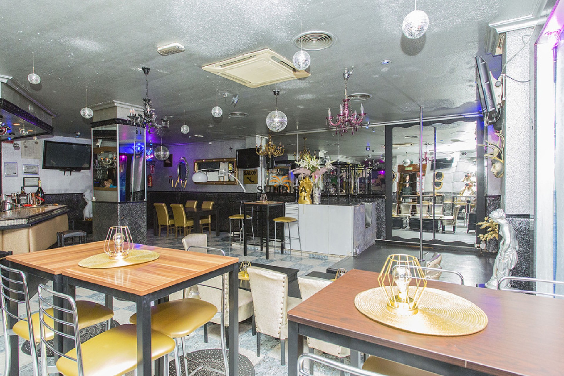 Revente - Locaux commerciaux - Torrevieja