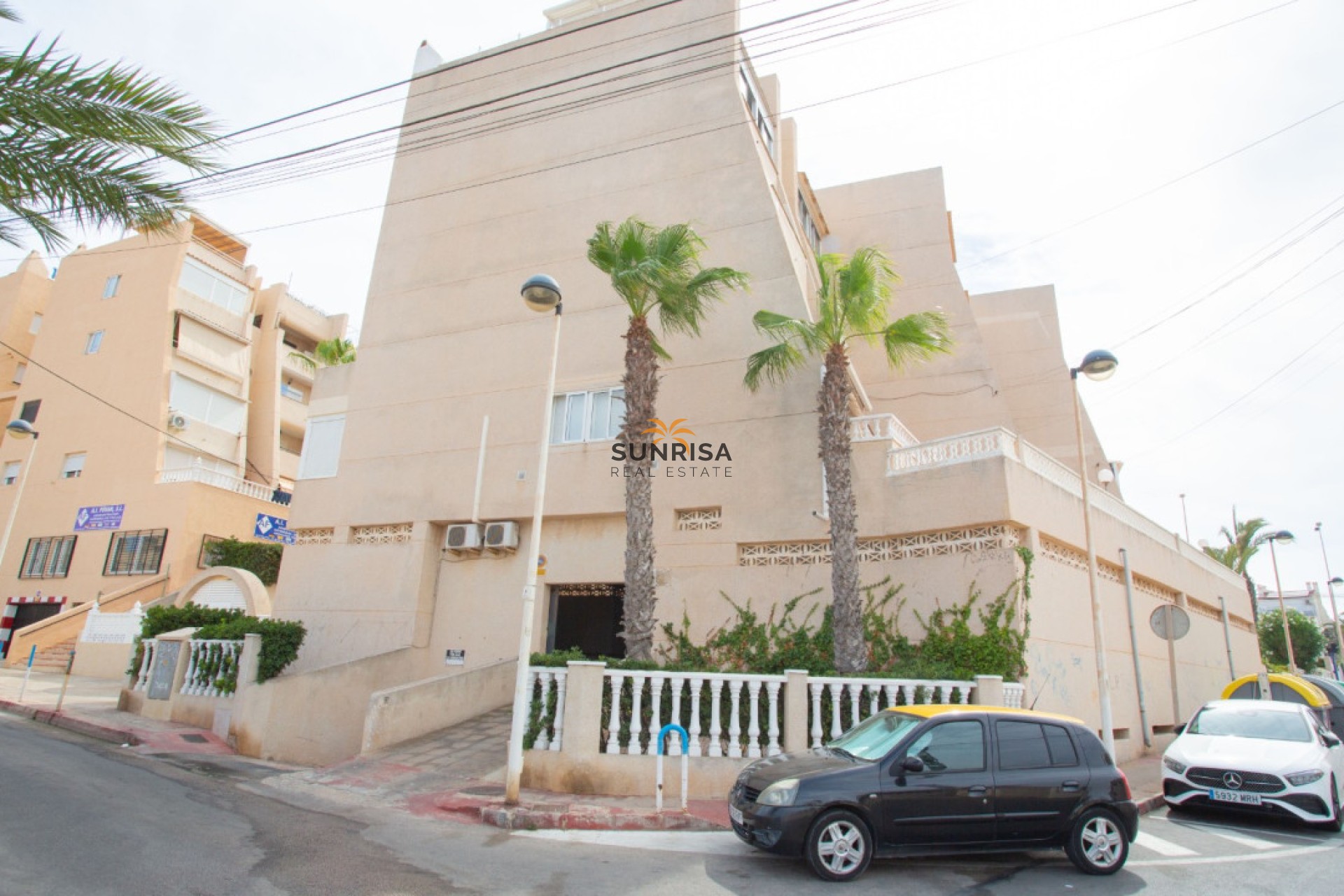 Reventa - Garaje / aparcamiento - Torrevieja