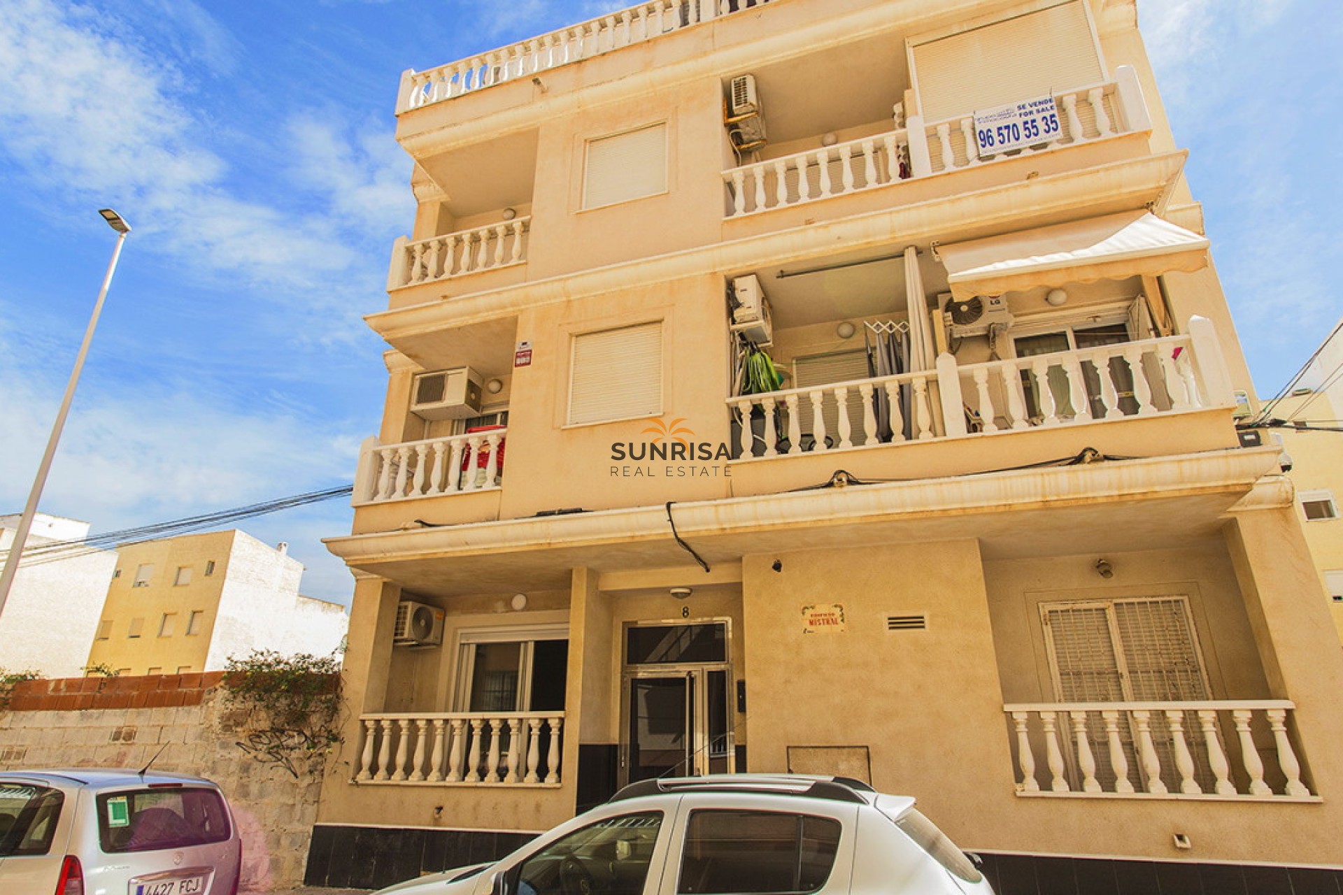 Resale - Apartment - La Mata