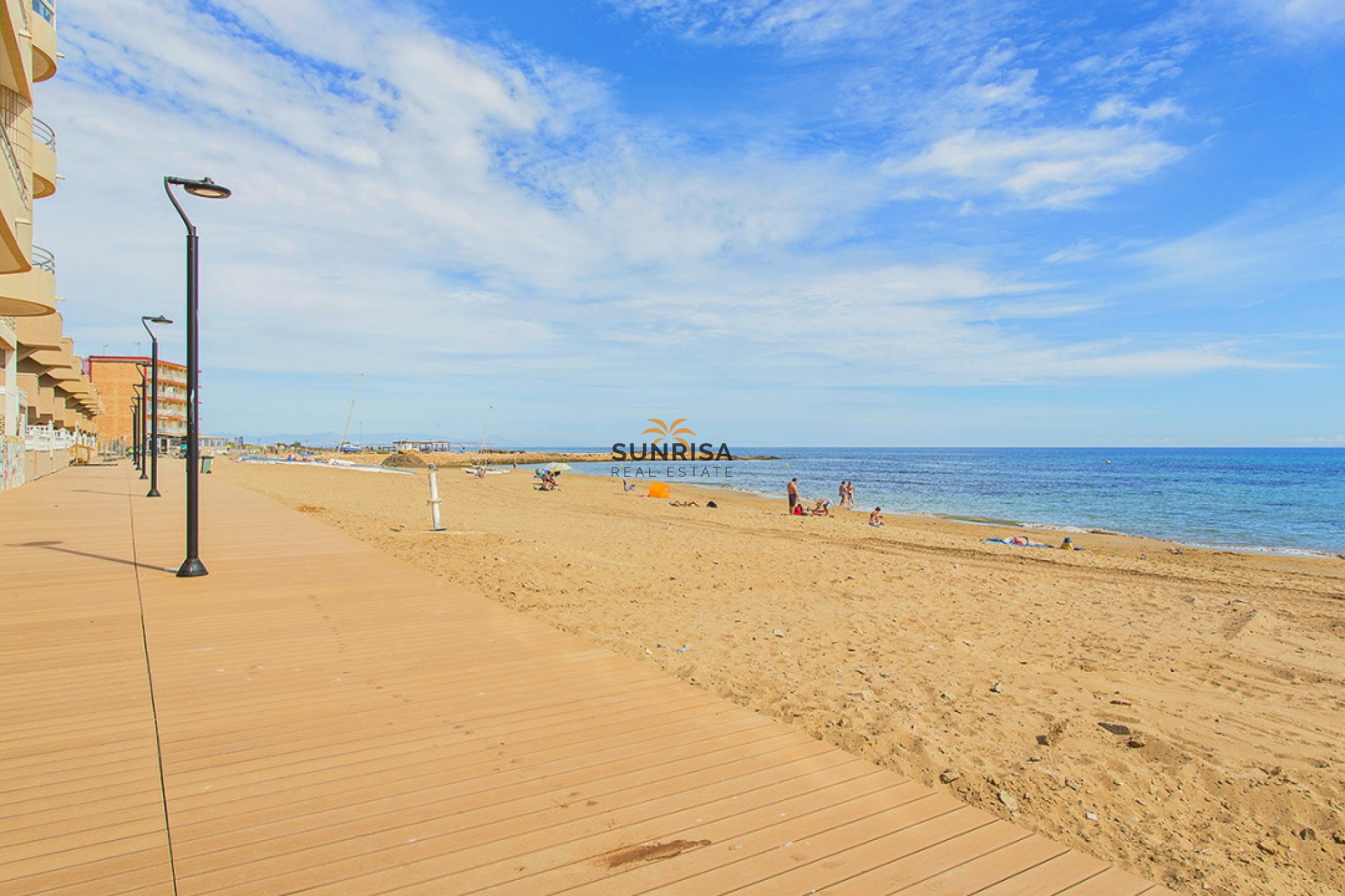 Resale - Apartment - La Mata