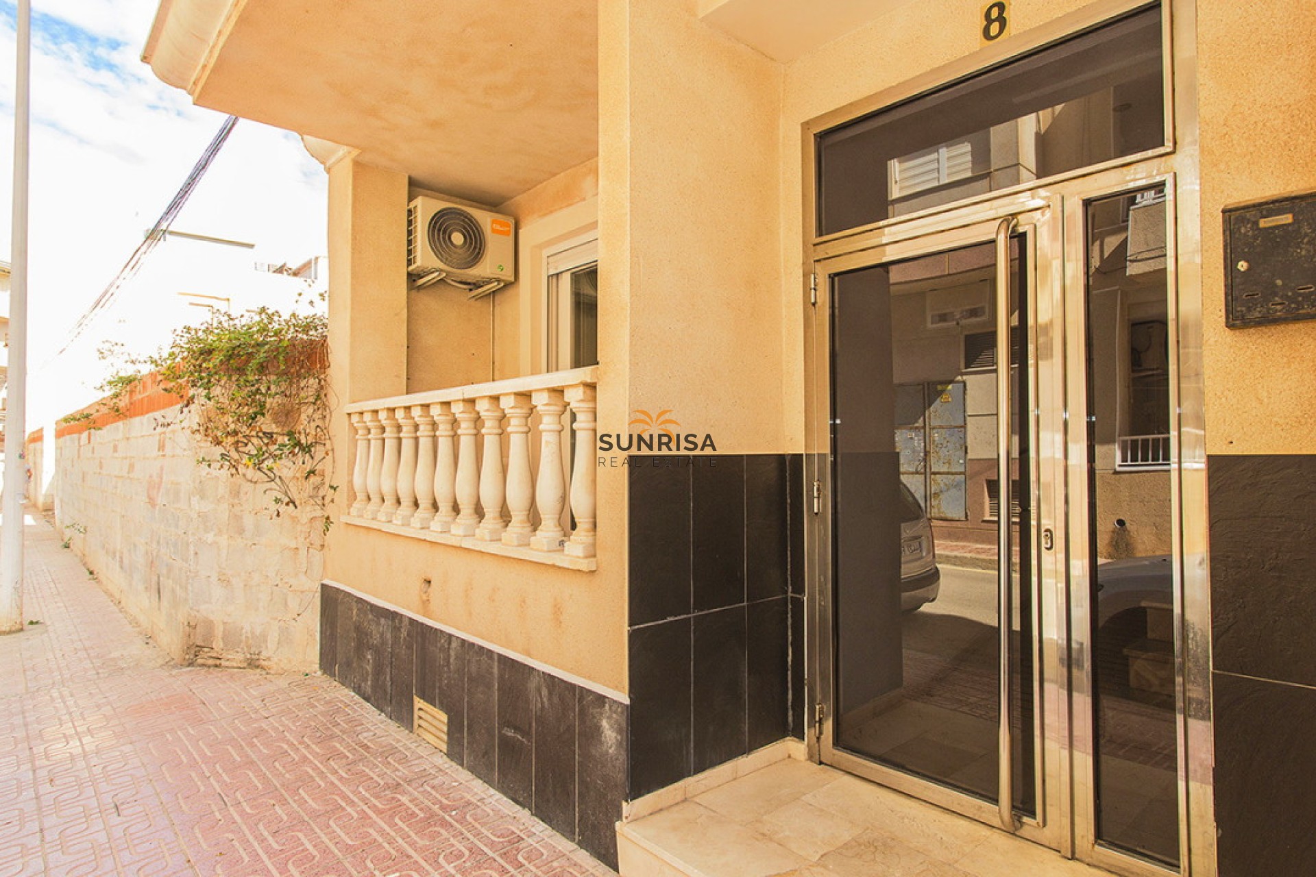Resale - Apartment - La Mata