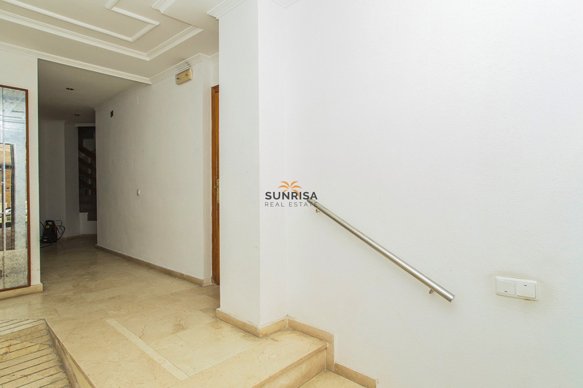 Resale - Apartment - La Mata