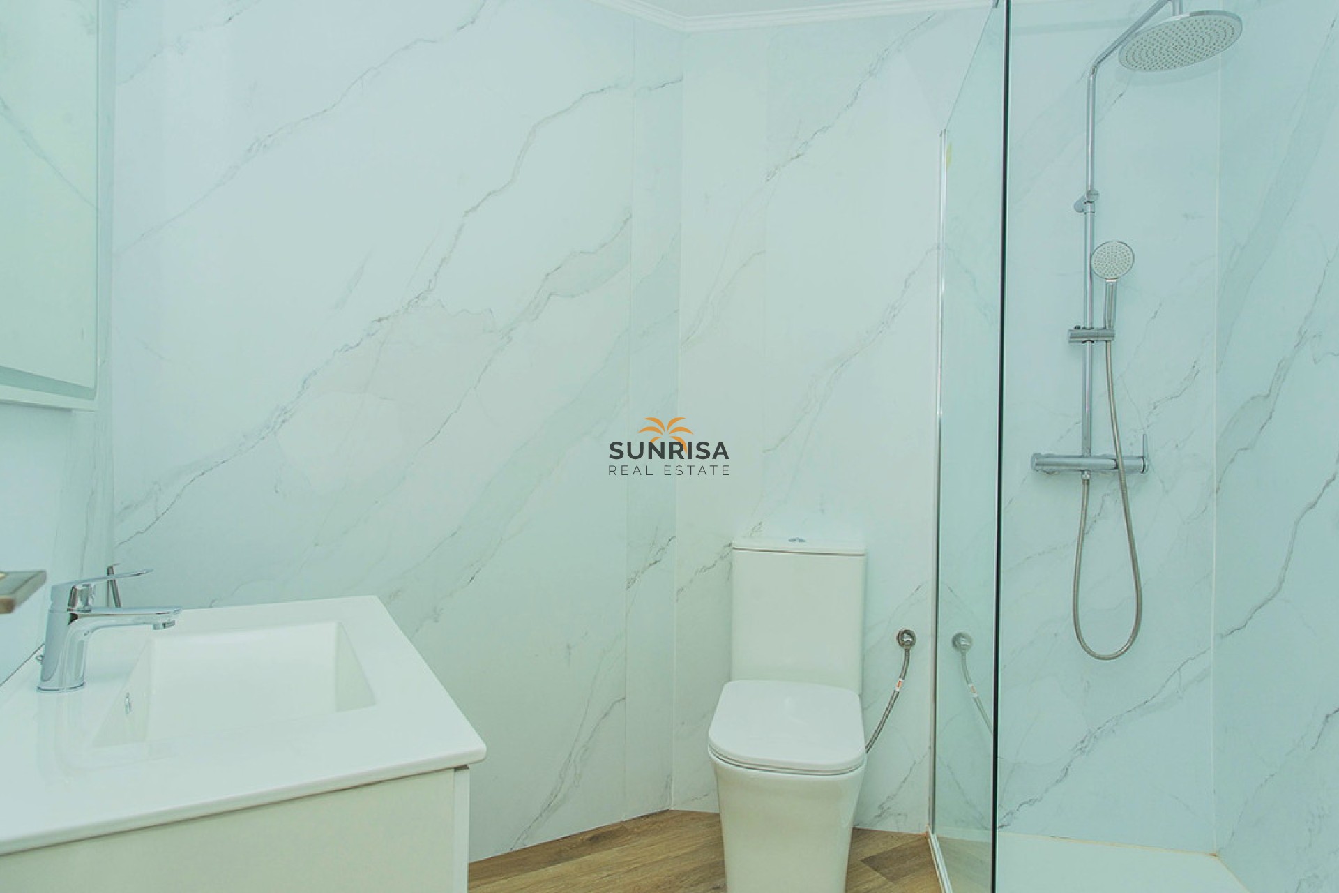 Resale - Apartment - La Mata