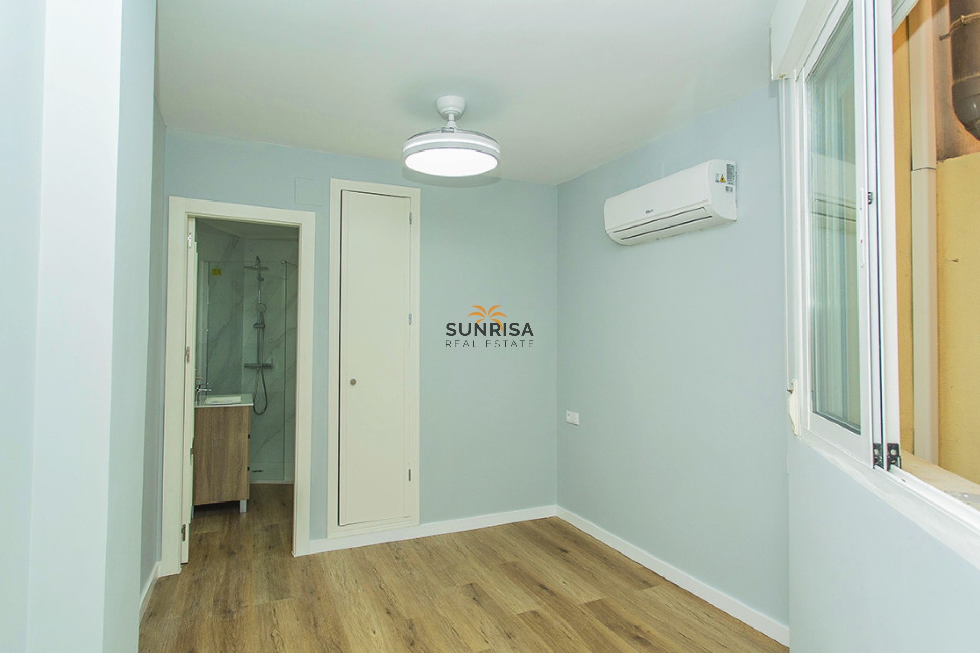 Resale - Apartment - La Mata