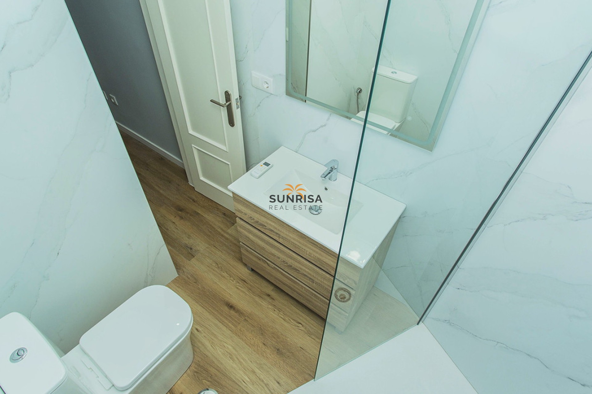 Resale - Apartment - La Mata